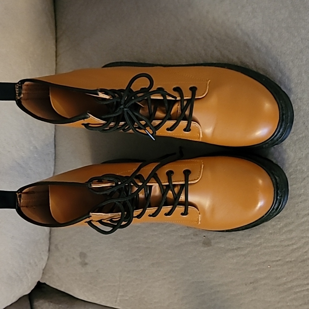 💚5/$20💚Dark Camel Combat Boots - Picture 2 of 6